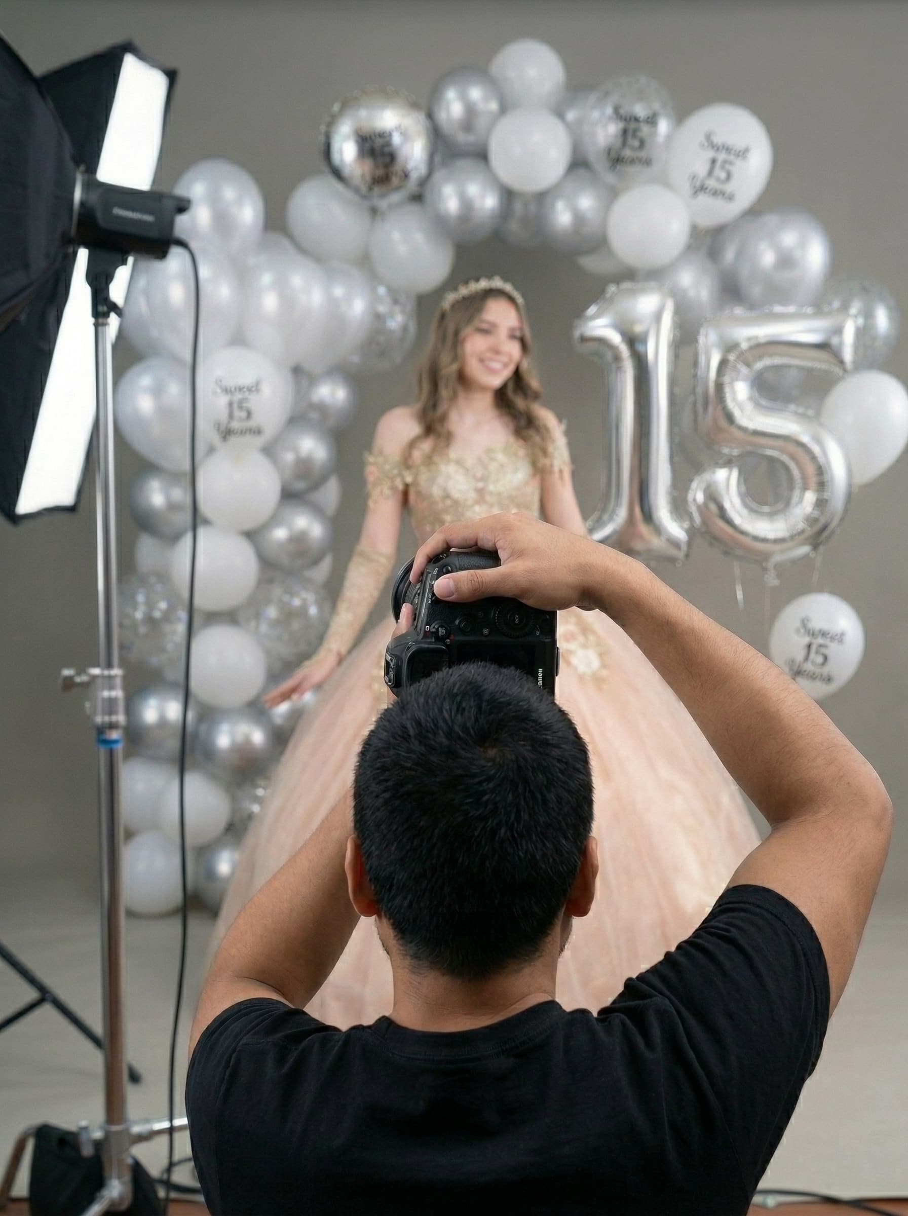 Cobertura de fiesta de Quince Años con estilo cinematográfico